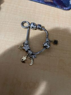 Bracelet
