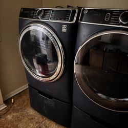 GE Washer And Dryer Set The Dryer Is Gas