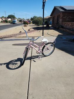 Huffy Pink Crusier, 24in Wheels