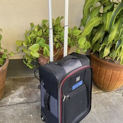 Excellent Condition Carry On Suitcases