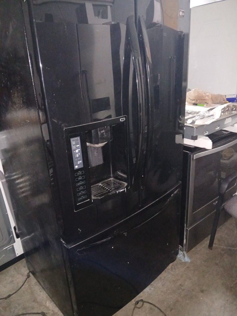 Black LG Refrigerator 36"