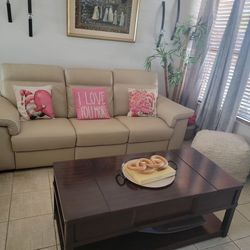 Heavy Wood Brown Coffee Table that lifts up $100