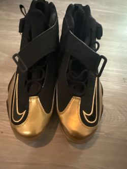 Nike Zoom Soldier IV (4) Black/Metallic Gold (LeBron Soldier series) men’s 13