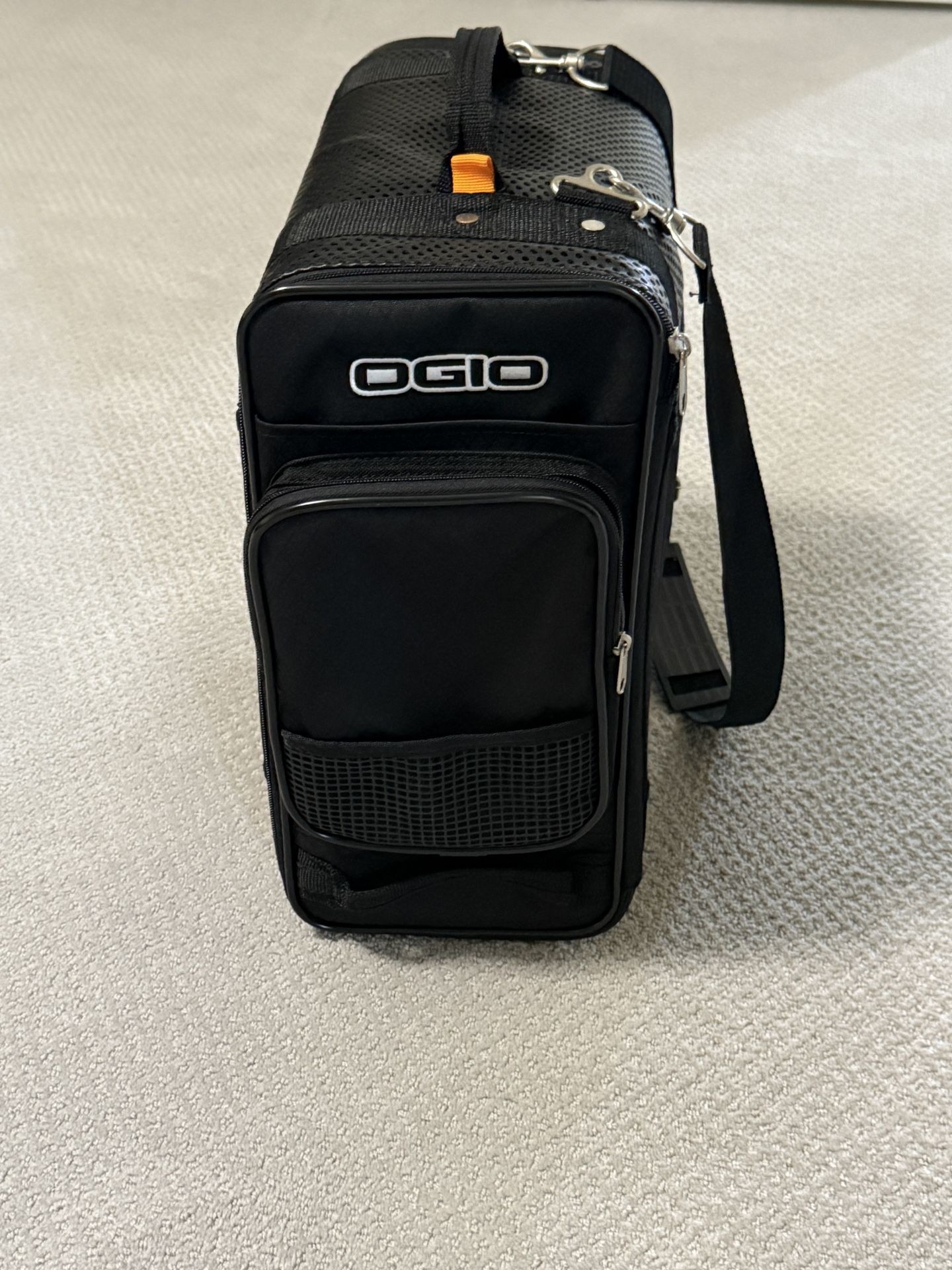 OGIO Locker Bag The original Super Sport SS golf gym car duffle
