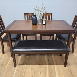 Brown Dinning Set With Bench