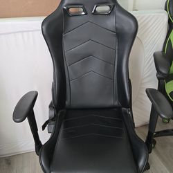 Gaming chair with foot rest