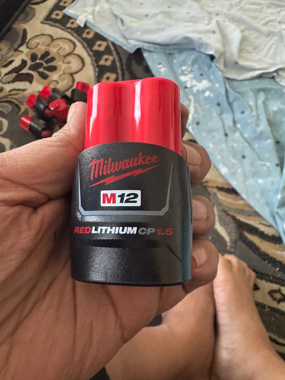 Milwaukee M12 12-Volt Lithium-lon Compact Battery Pack 1.5Ah