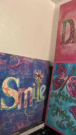 Smile Dream & Butterflies Wall Decor