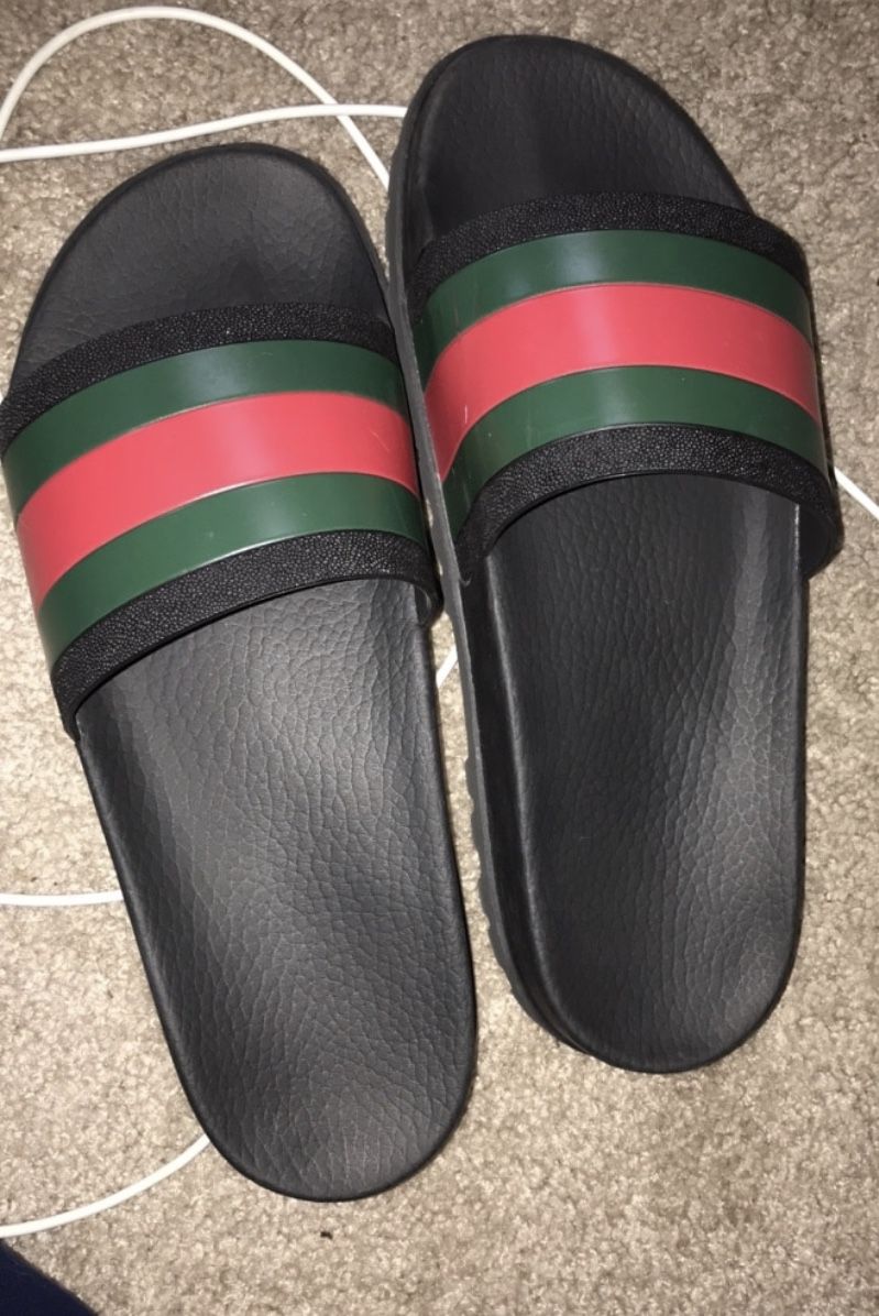 Gucci Slides / Flops (Size 11)