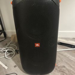 JBL PartyBox 110