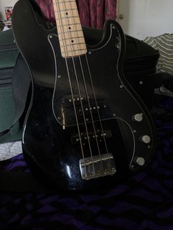 Fender Bass and Amp together