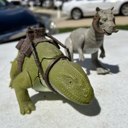 Vintage Star Wars Dewback And Tauntuan 1979