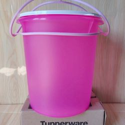 Tupperware 
