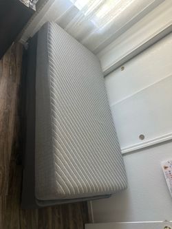 Sienna twin mattress 10”