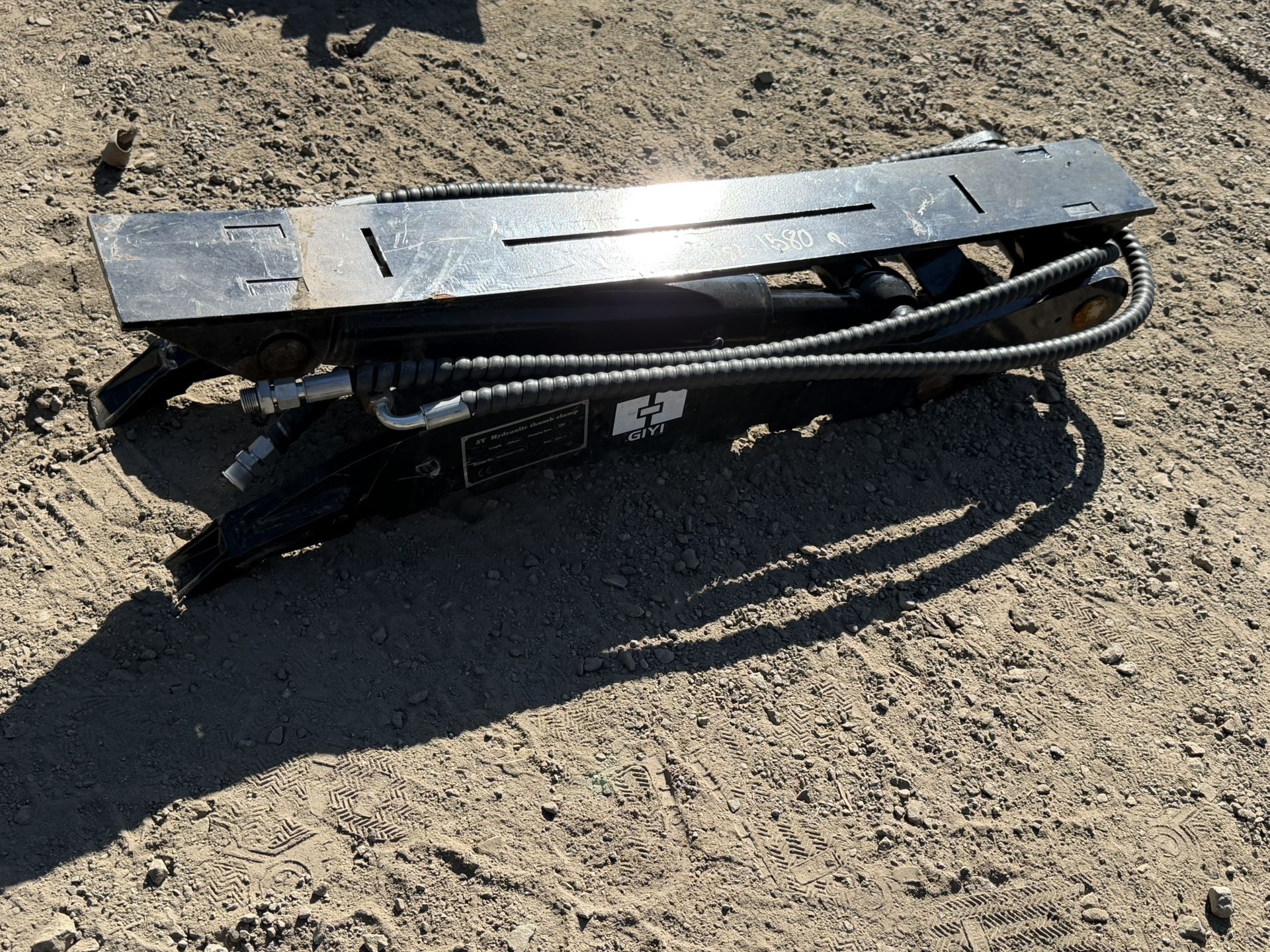 5 Ton Excavator Thumb Attachment 