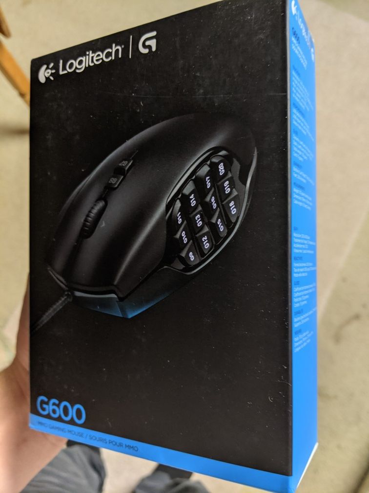 New Logitech g600 gaming mouse