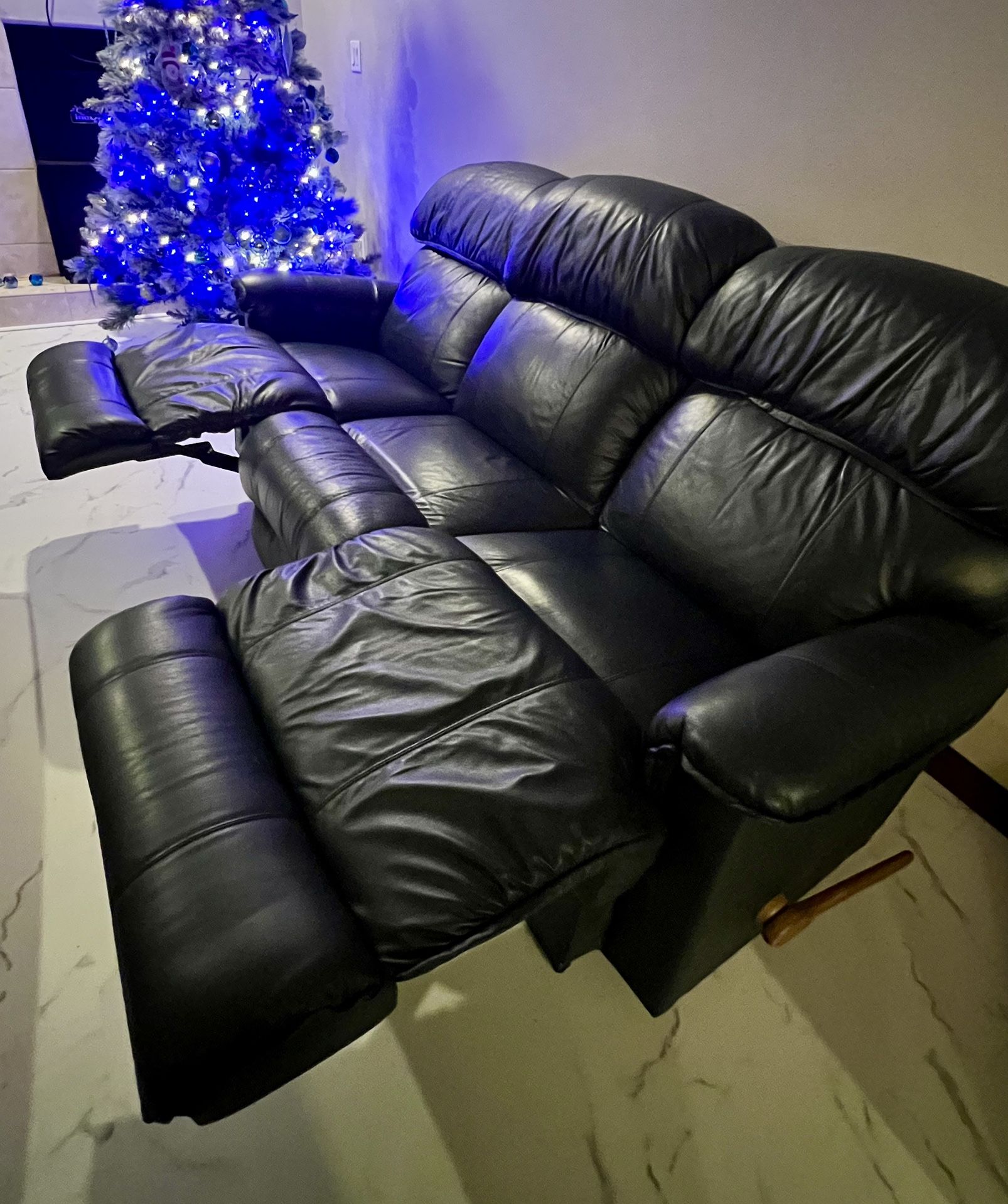 PENDING: LaZboy Leather Recliner Couch