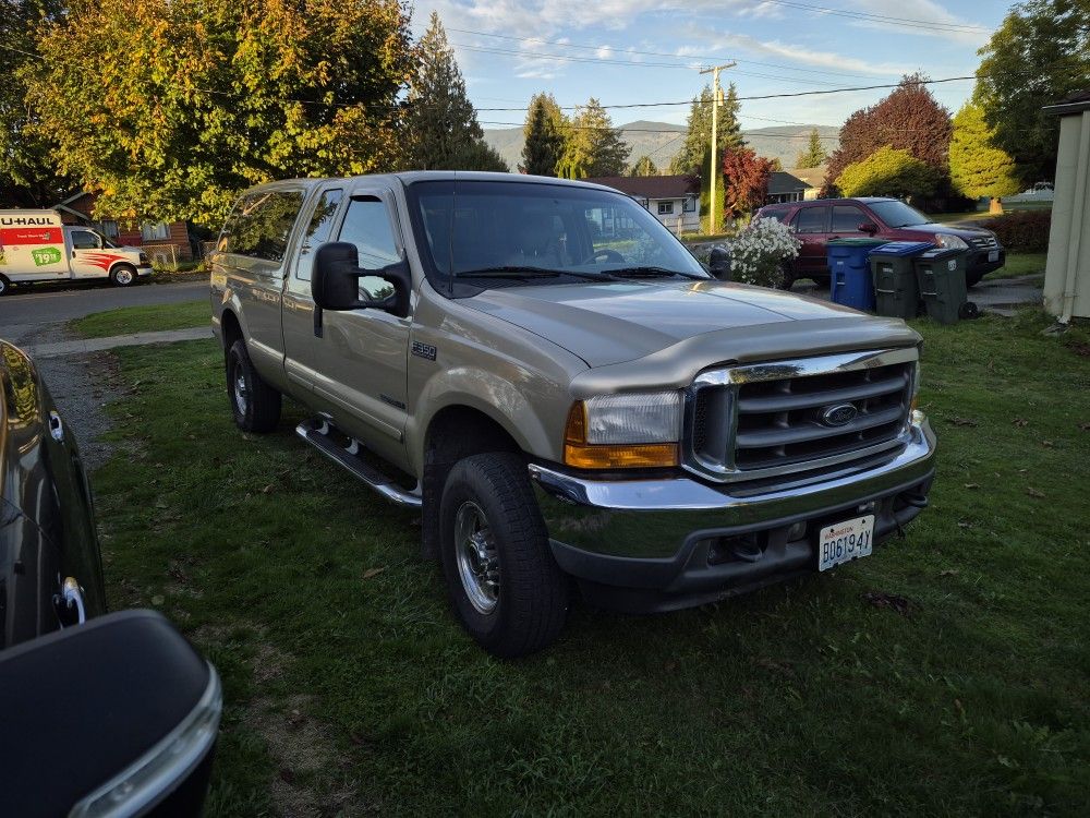 2001 Ford E-350