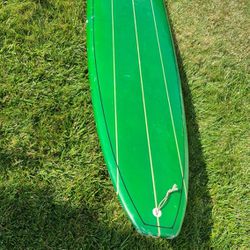 9' traditional longboard / surfboard 