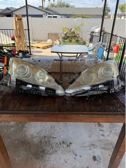 2008 OEM IS250 Head lights