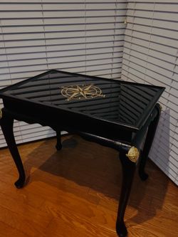 Black Accent Table w/ side slide-outs