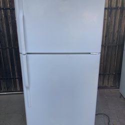 Ge Refrigerator 