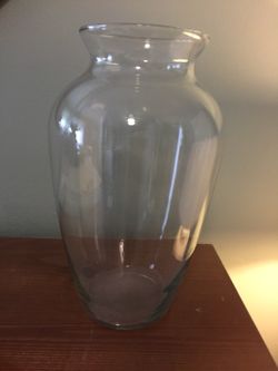 Flower vase 13 1/2” tall