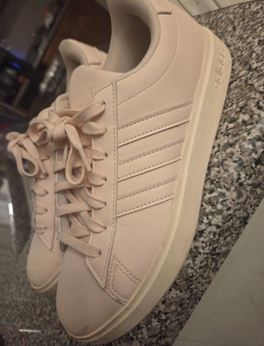 Sketchers - 7 1/2