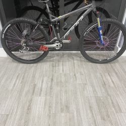 17” Felt Virtue 2 Dual Suspension Mountain Bike Upgraded Industry Nine Purple