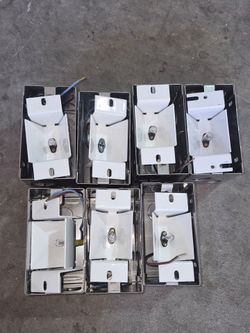 Lot of low voltage step lights mixed lot