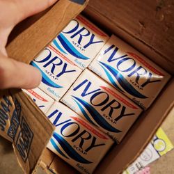 Never opened Ivory original scent bath soap. 72 in one box, 4 per pack, 18 packs. 