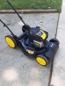 Brute self best sale propelled mower