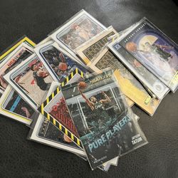 Basketball Lot cotains rc cards
