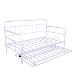 Metal Frame Daybed with trundle