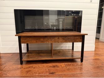 Lift top coffee table