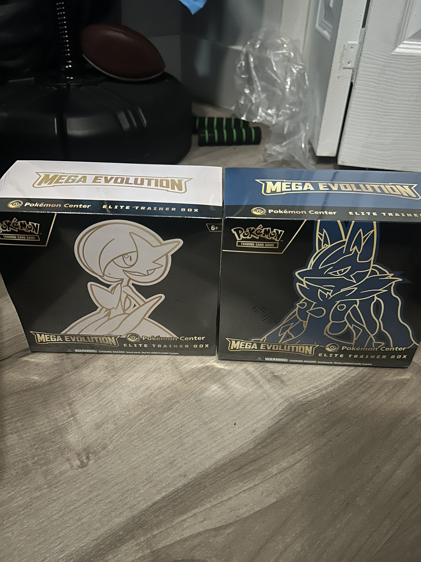 Mega Evolution Pc Etb Set