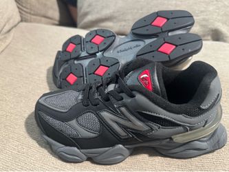 Youth New Balance 9060