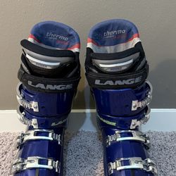 🏔 Skiing gear For Sale— HEAD Skis, LANGE Boots, Giro Helmet + Goggles!