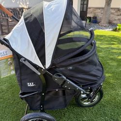 Petgear No Zip Double Stroller Like New