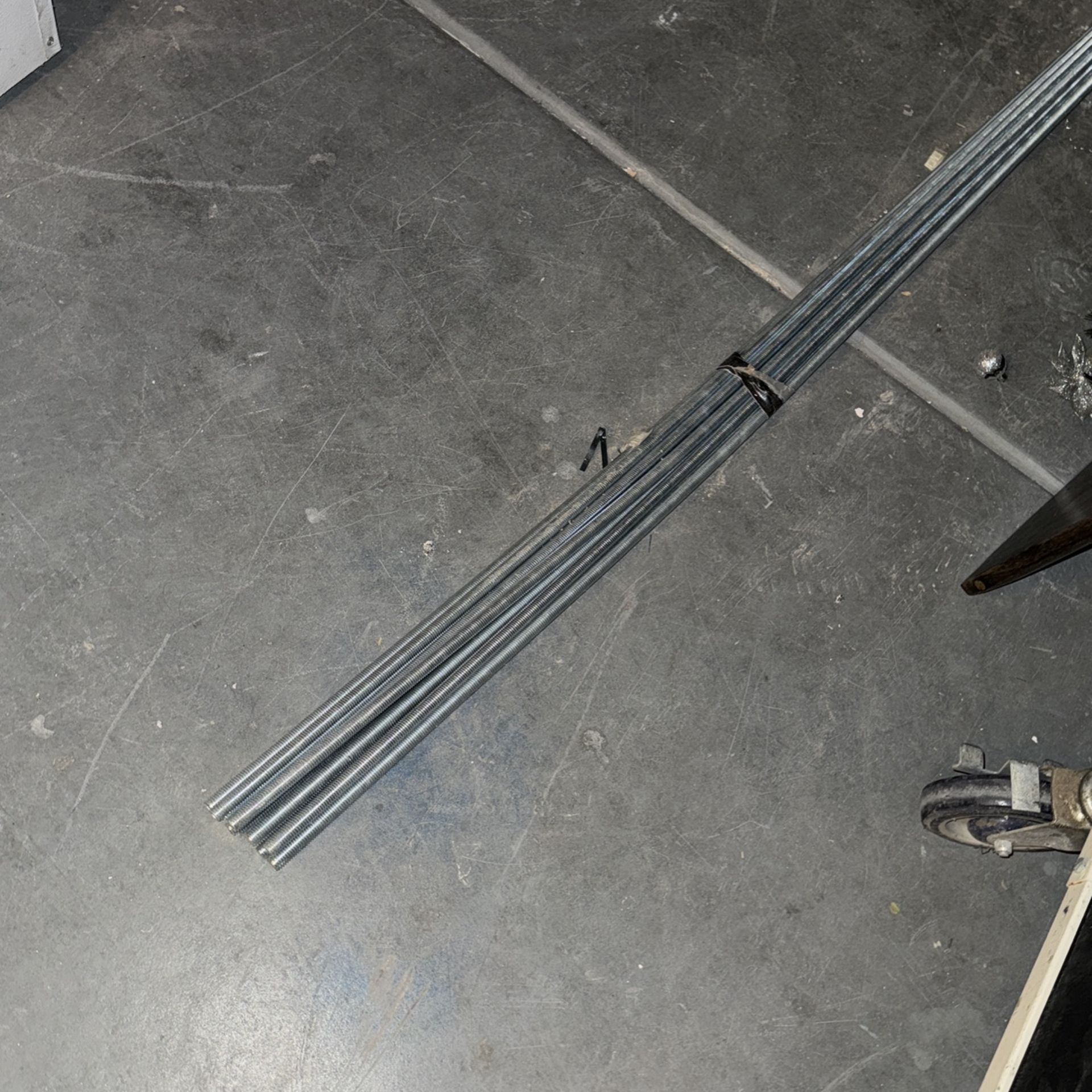 10 Rods 10’x1/2” Galvanized Rods