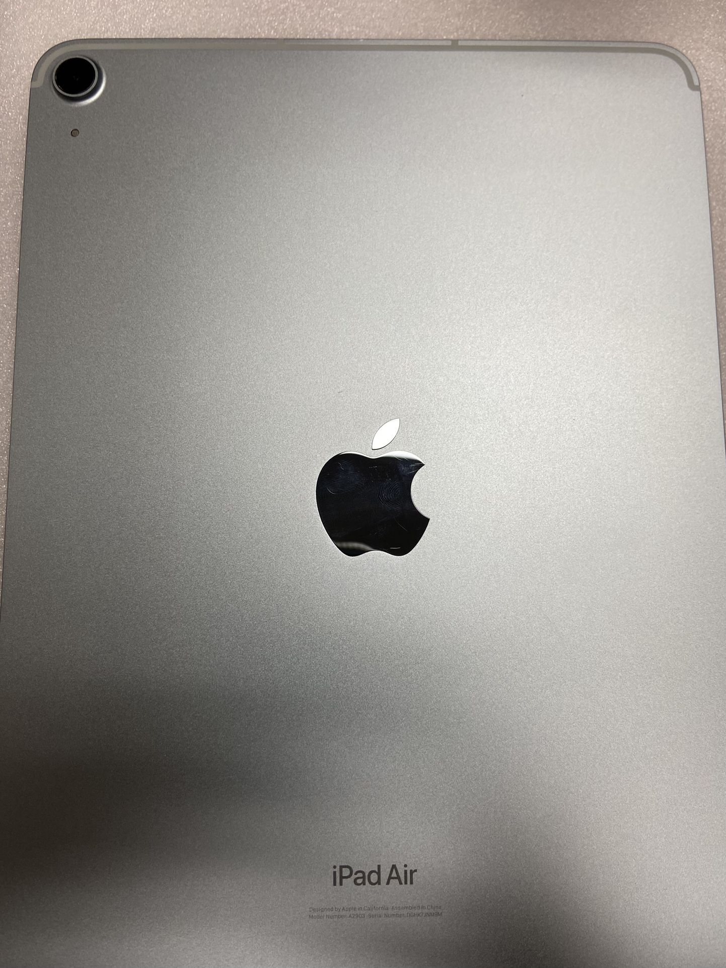 Wi-Fi iPad Air 4th Gen 64GB- Potranco Rd