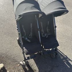 G-link 2 Uppa Baby Double Stroller 