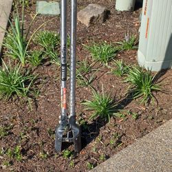 Lightly Used Trumper Post Hole Digger With Steel Handles
