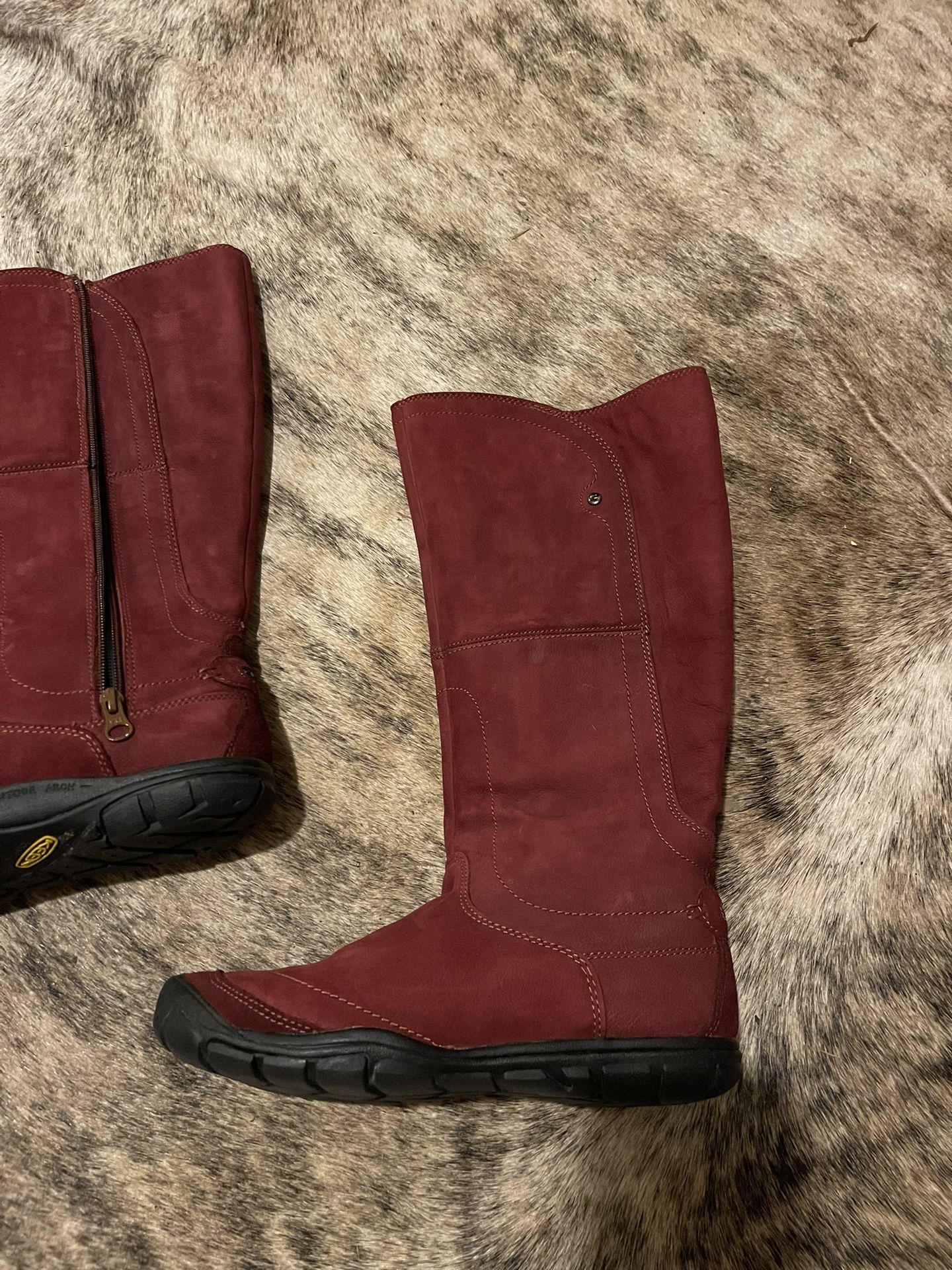 Keen Crimson Red Suede Mid Calf Boots