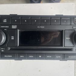 Original Dodge Ram 1500 Stereo (2008)