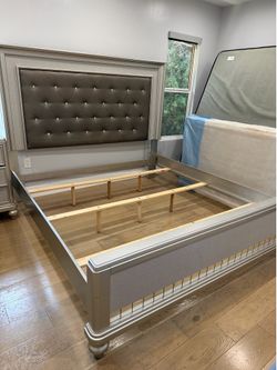 King bed frame