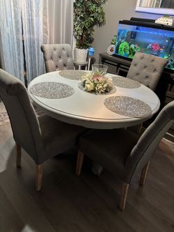 Dining room set