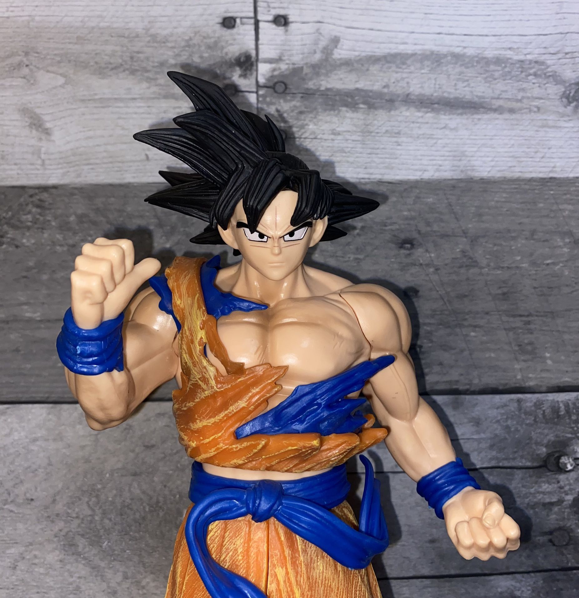 Large 13” Dragon Ball Z DBZ Super Saiyan Son Goku Action Figure Statue Model Toy