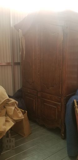 FREE TO GOOD HOME ARMOIRE TV STAND