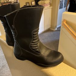 Women’s Biker Leather Boots Size W / 9 By Tour Master